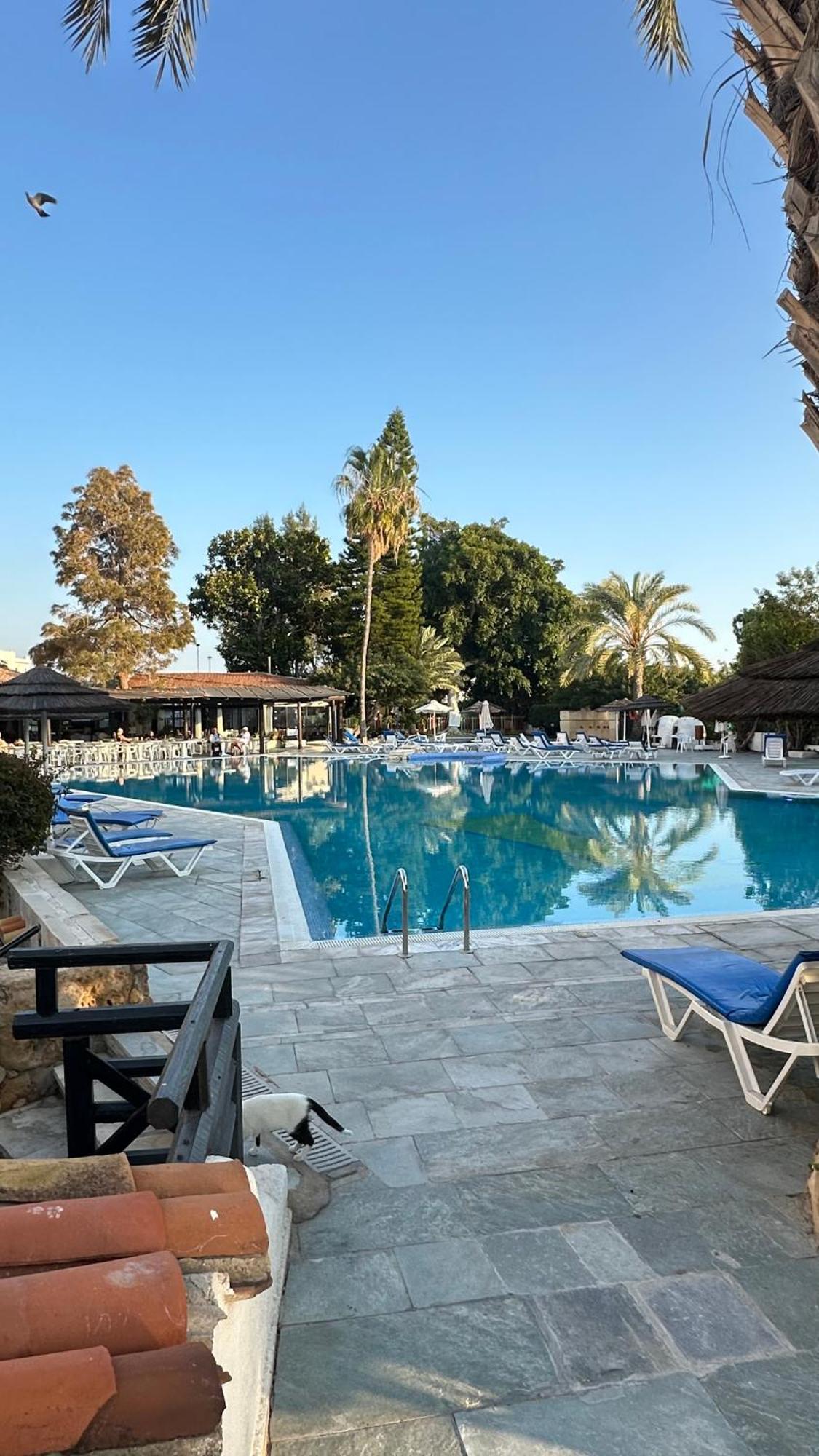 Paphos Gardens Studio Suite Exterior foto