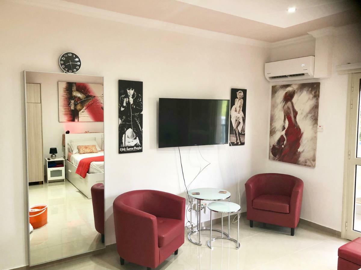 Paphos Gardens Studio Suite Exterior foto